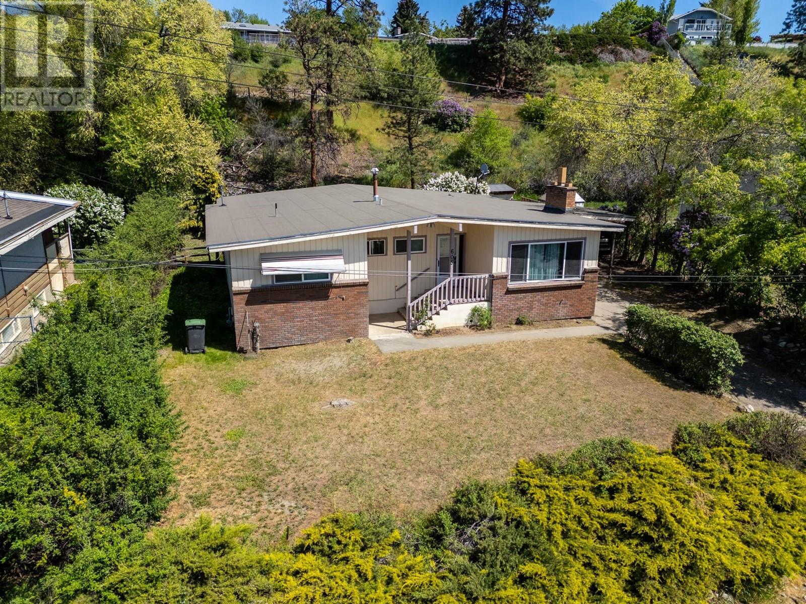 605 Dell Rd, Kelowna, BC V1X 3P7