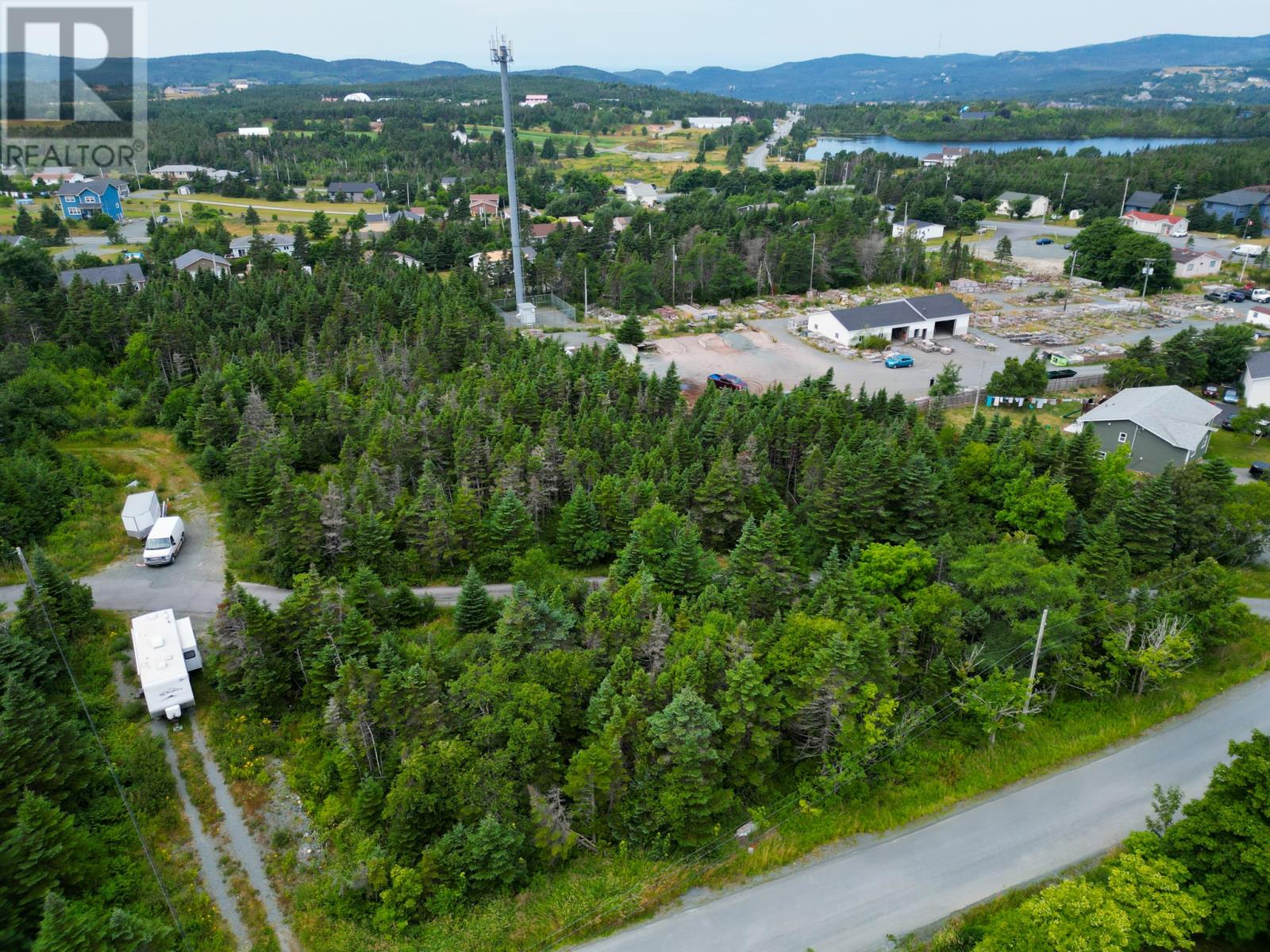 16 Knights Rst, Portugal Cove - St. Phillips, NL A1M 3J3