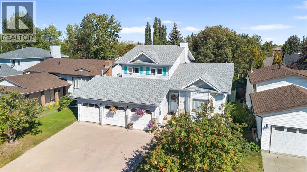 102 Street Unit 8201 #a, Grande Prairie, AB T8W 1X5