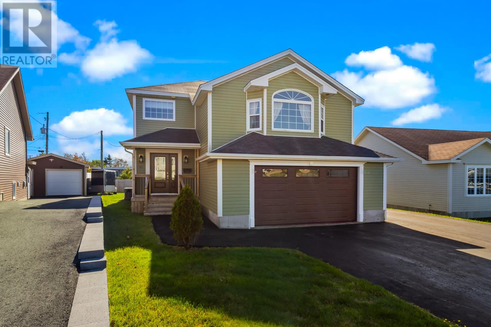 112 Canterbury Dr, Paradise, NL A1L 3W4