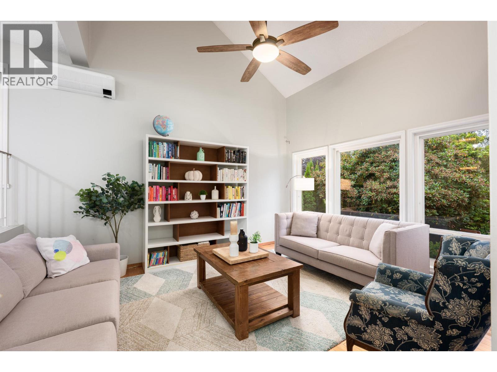 1005 Alpine Pl, Port Moody, BC V3H 3Y5
