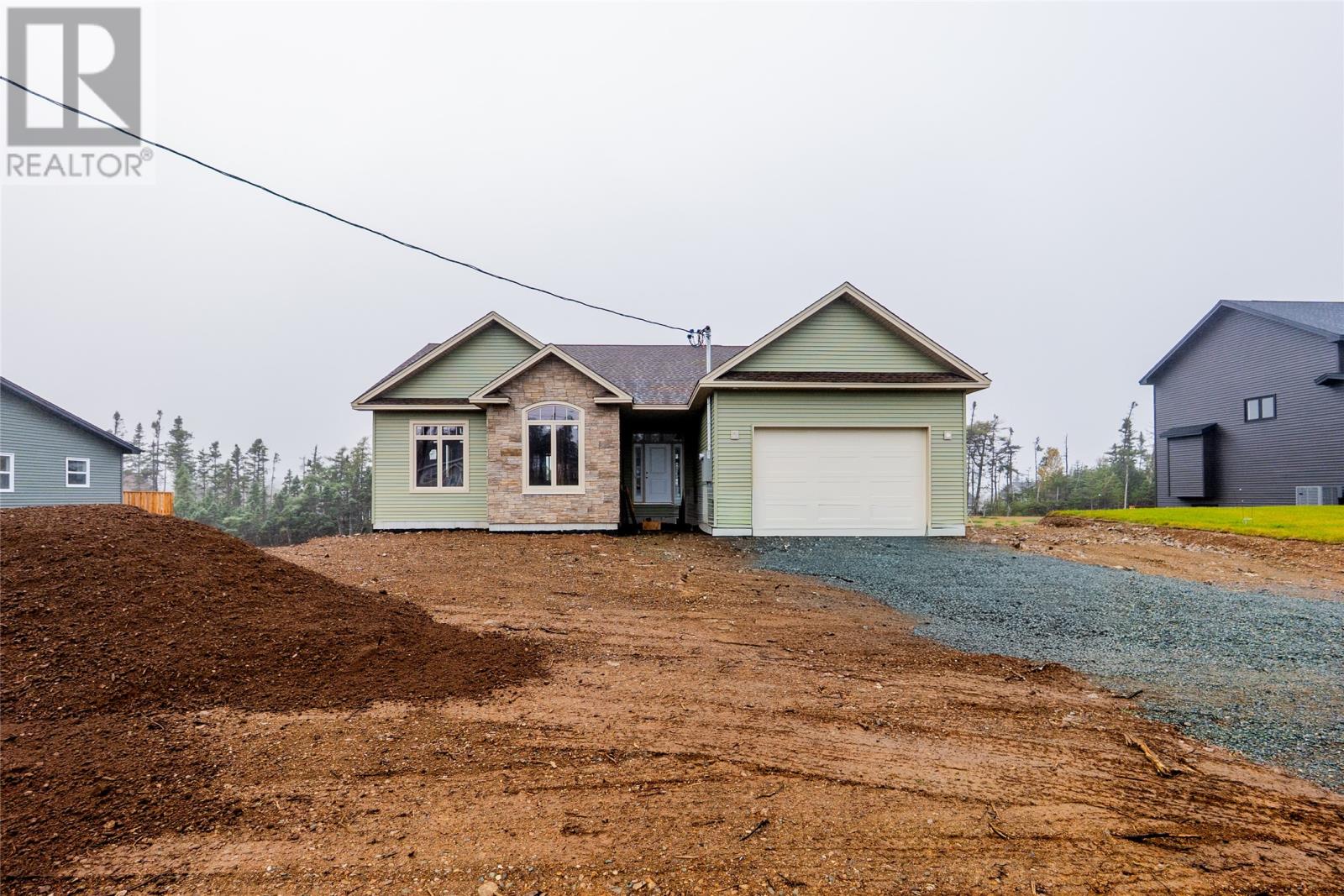 32 Viking Dr, Pouch Cove, NL A1K 1C8