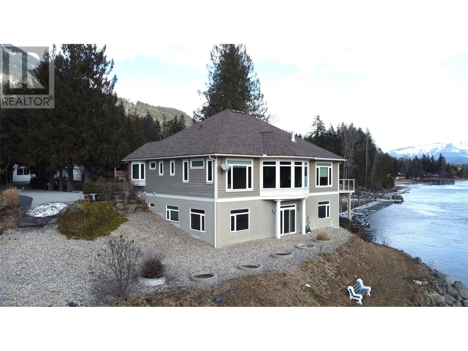 48-7126 Highway 3a Hwy, Nelson, BC V1L 6S4