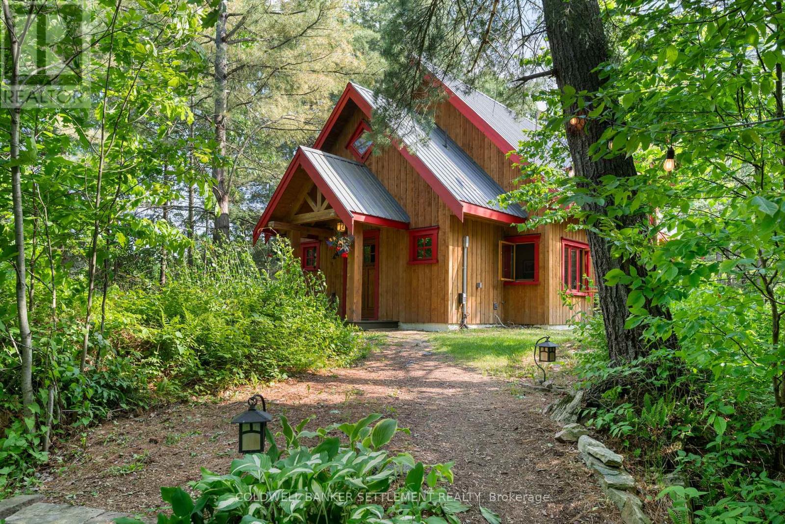 1093 Althorpe Rd, Tay Valley, ON K7H 3R9
