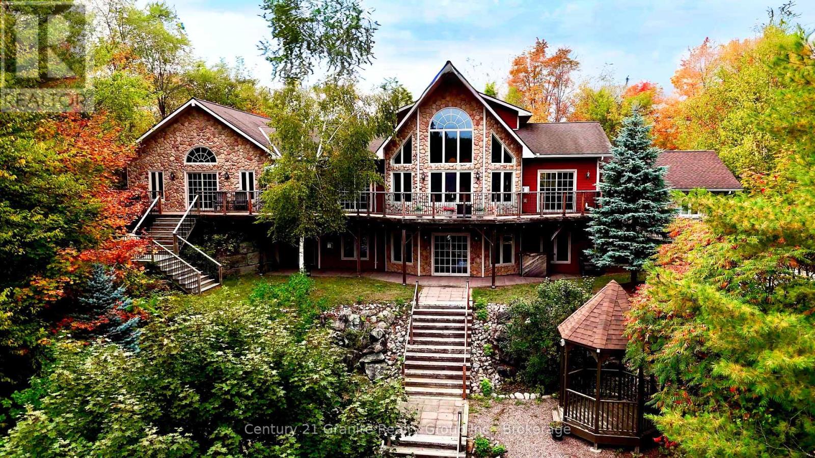 1754 Horseshoe Lake Rd, Minden Hills, ON K0M 2K0