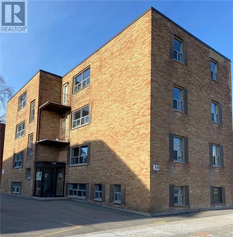 314 Lakeshore Rd W, Mississauga, ON L5H 1G8