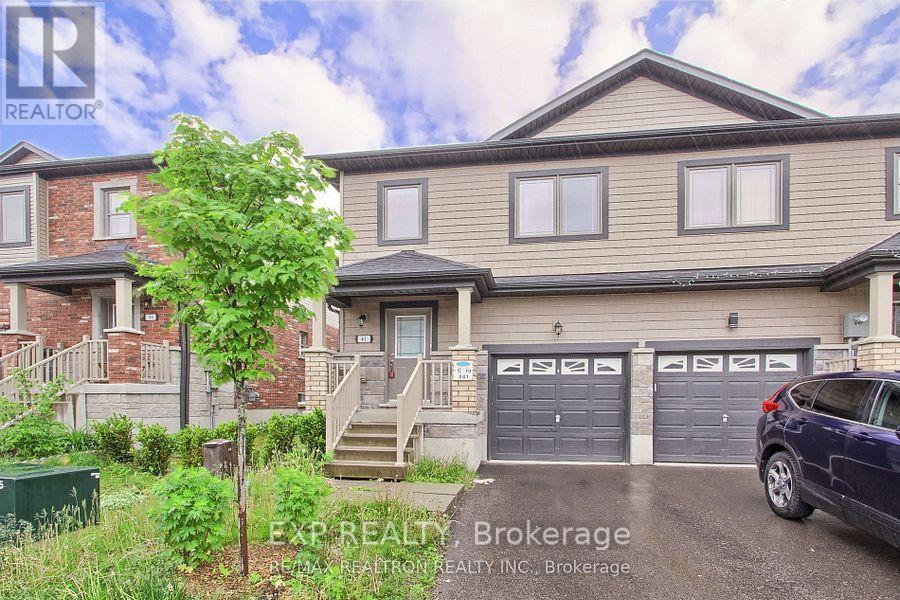 41 Deneb St, Barrie, ON L4N 2G8