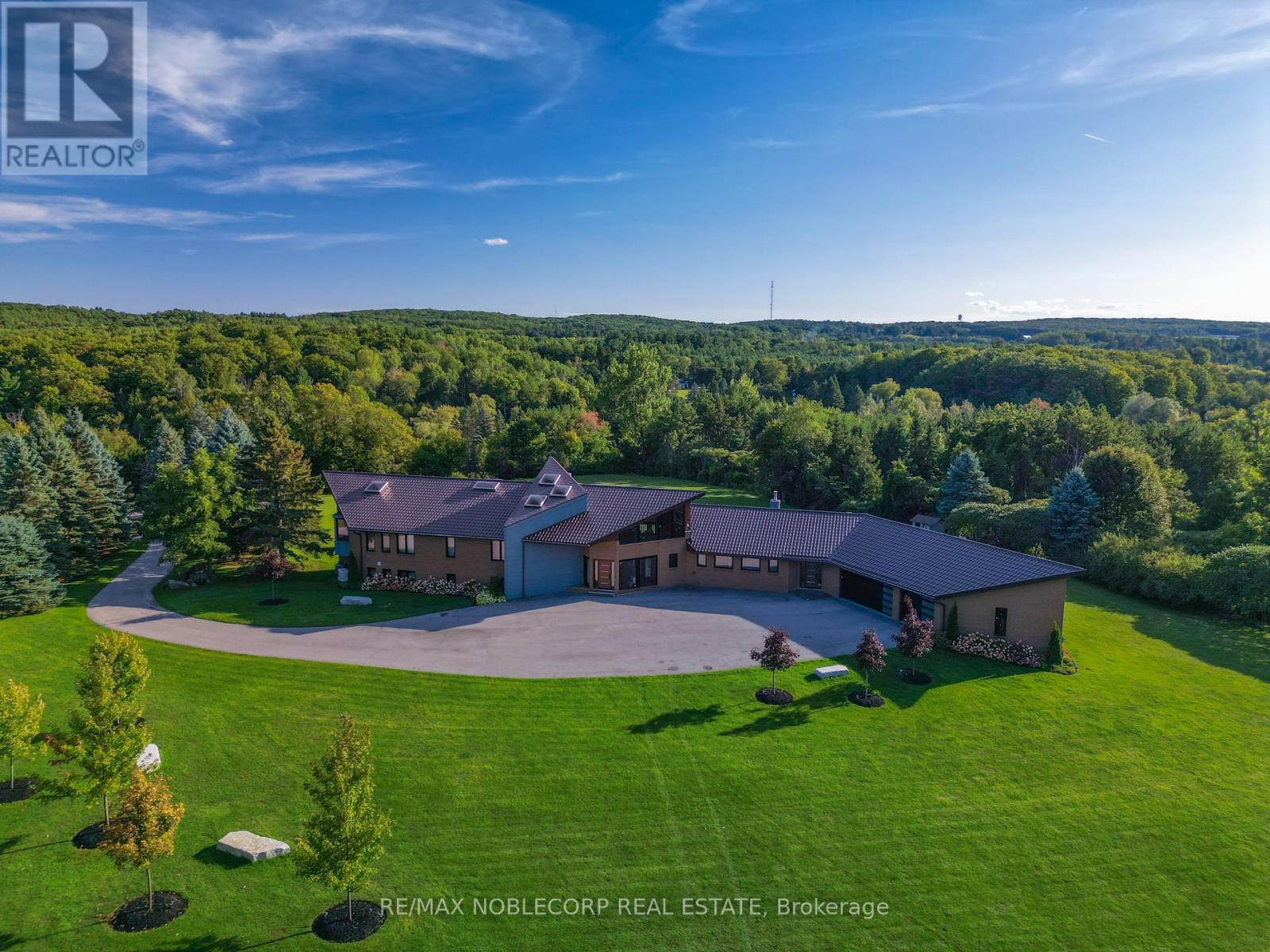 2510 17th Side Road, King, ON L7B 1A3