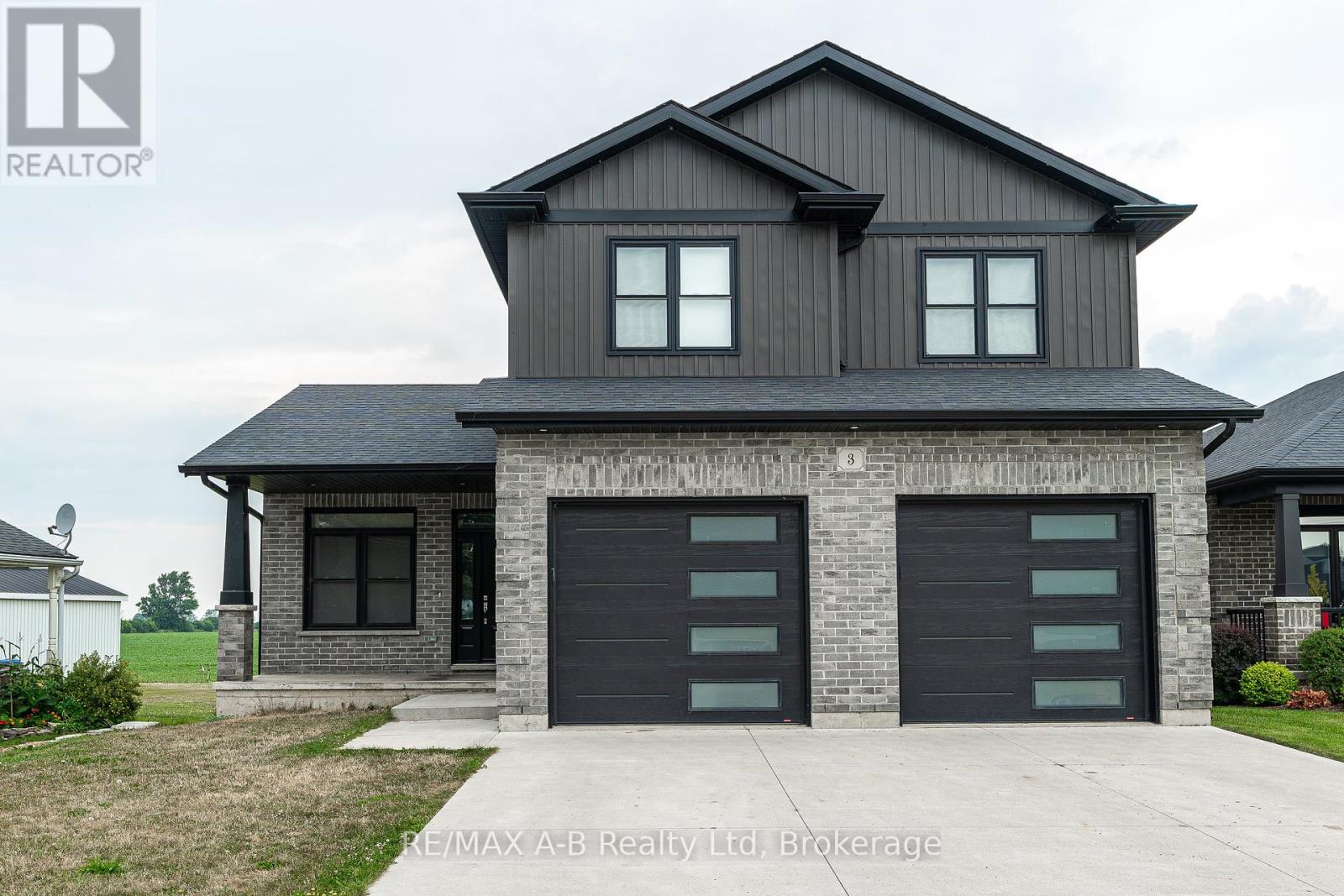 3 Glass St, St. Marys, ON N4X 1E5
