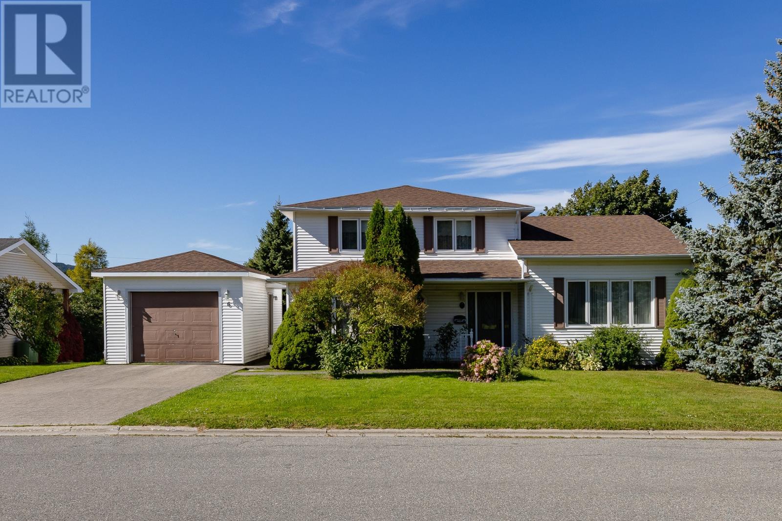 6 Macgregor Pl, Corner Brook, NL A2H 7B7