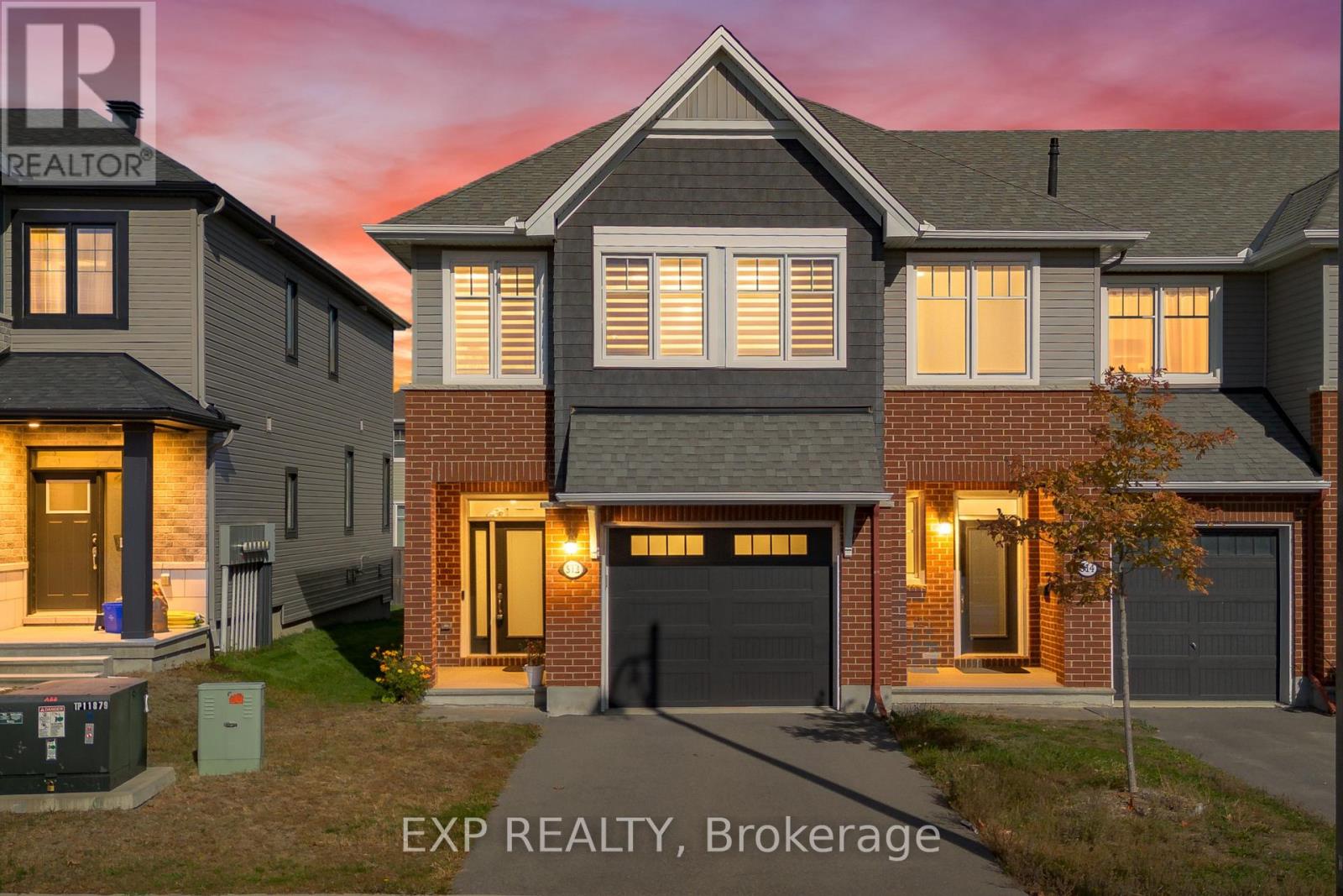 512 Edenwylde Dr E, Ottawa, ON K2S 2K4