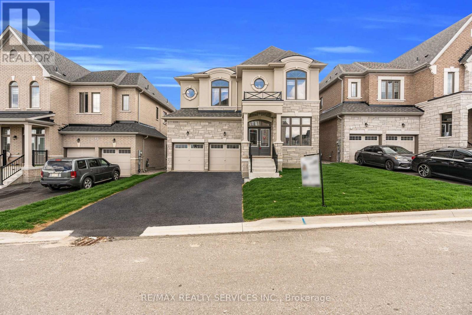 67 James Walker Ave, Caledon Caledon East, ON L7C 4M8