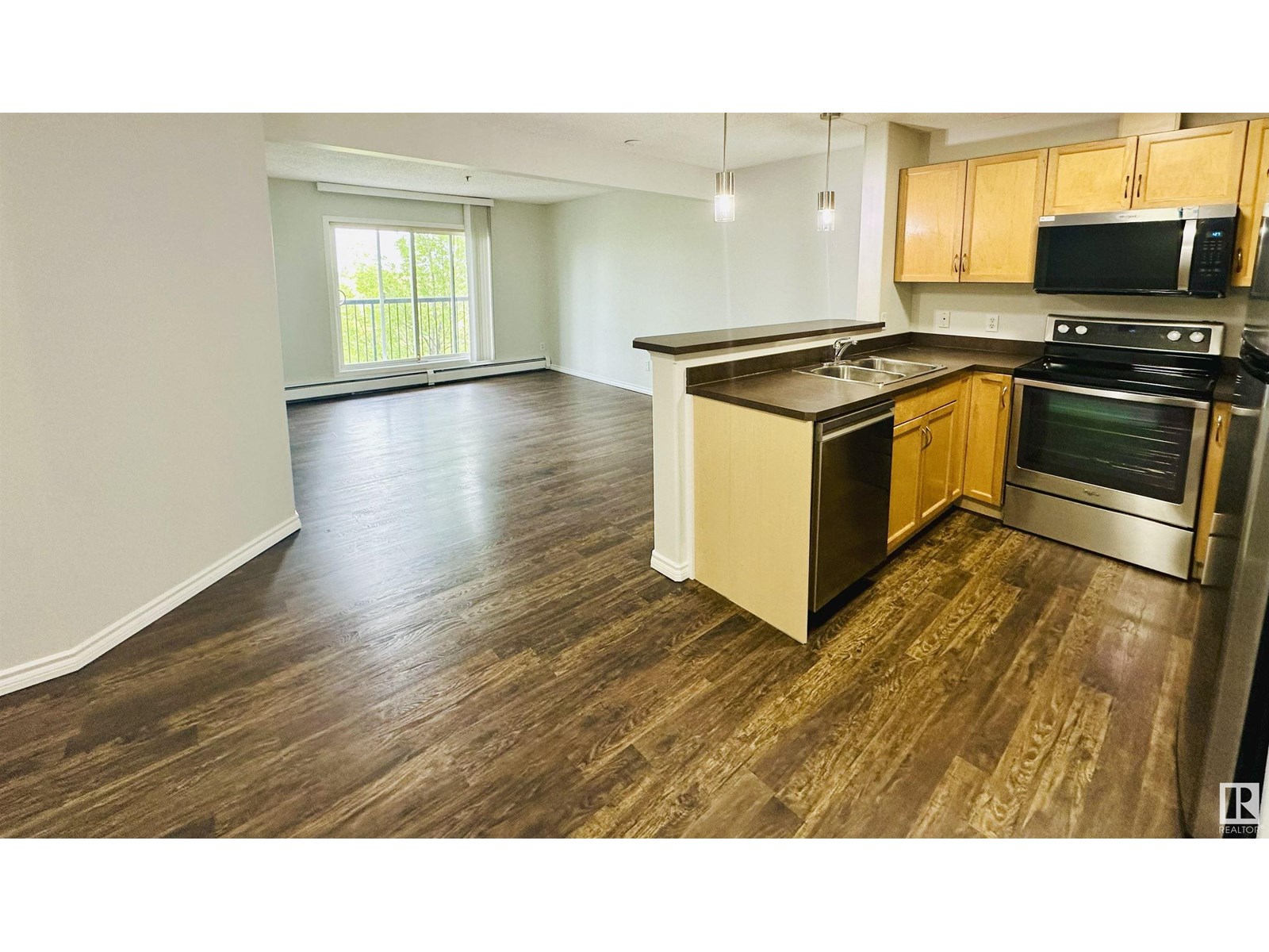 646 Mcallister Loop Southwest #318, Edmonton, AB T6W 0B5