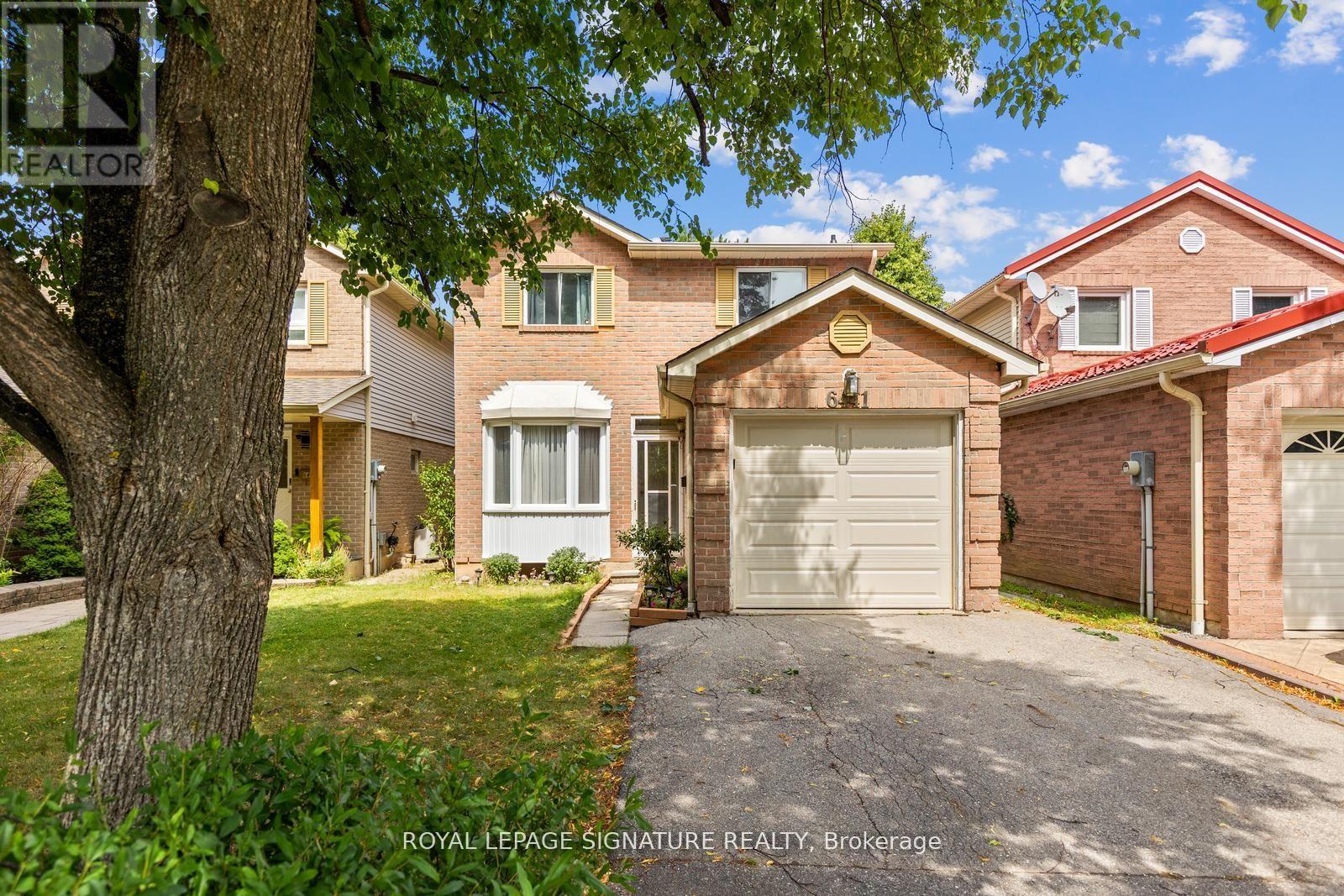 6441 Colebrook Cres, Mississauga, ON L5N 3E3