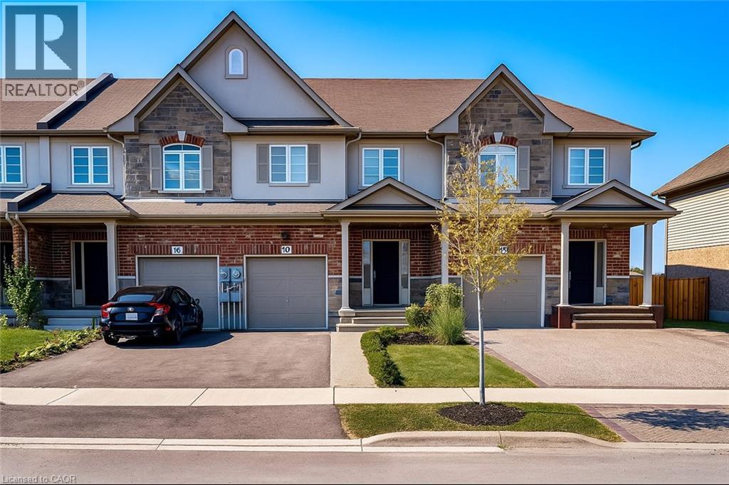 137 Lormont Blvd, Hamilton, ON L8J 0K2