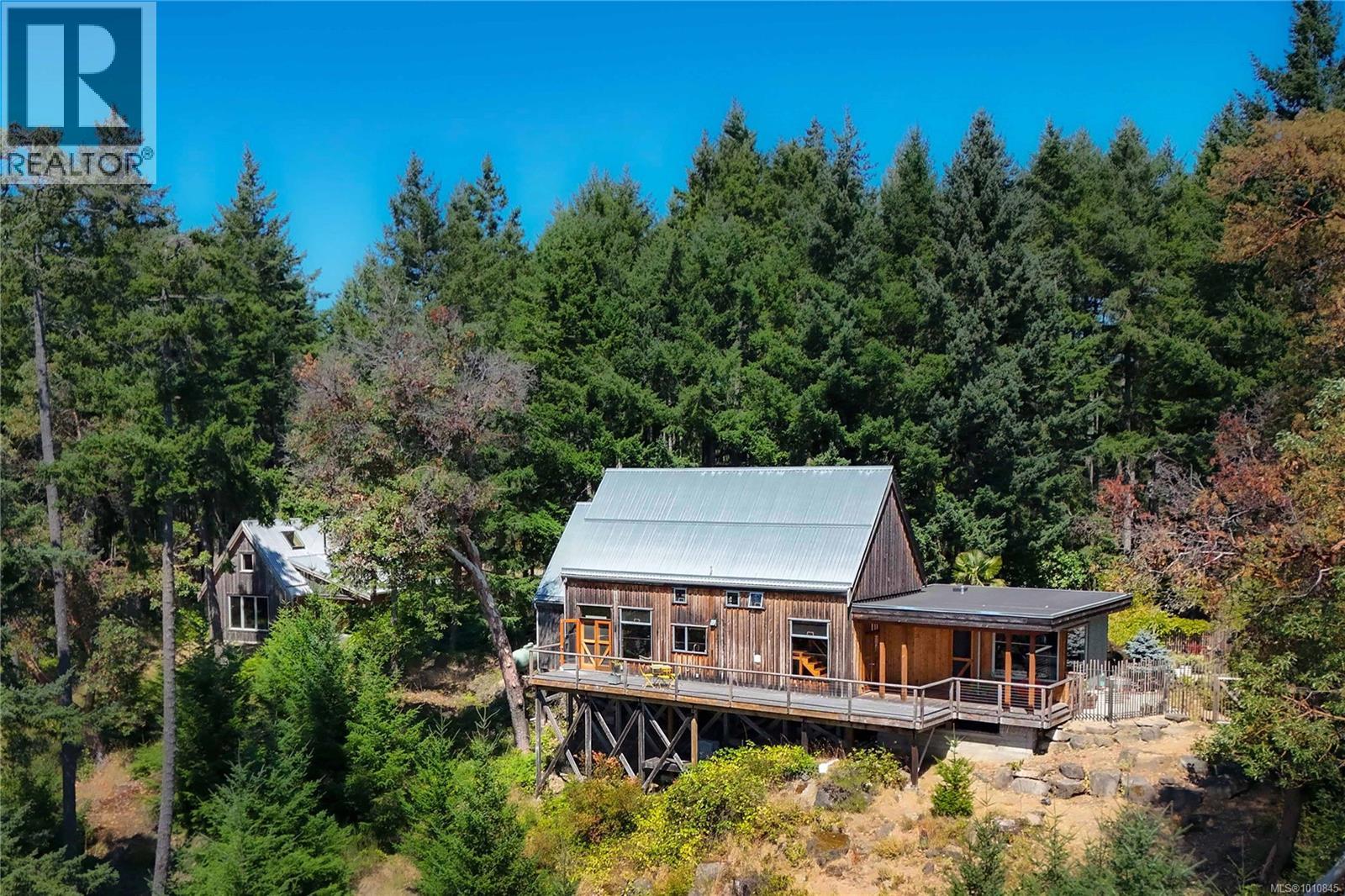 241 Little Mountain Rd, Salt Spring, BC V8K 2L4