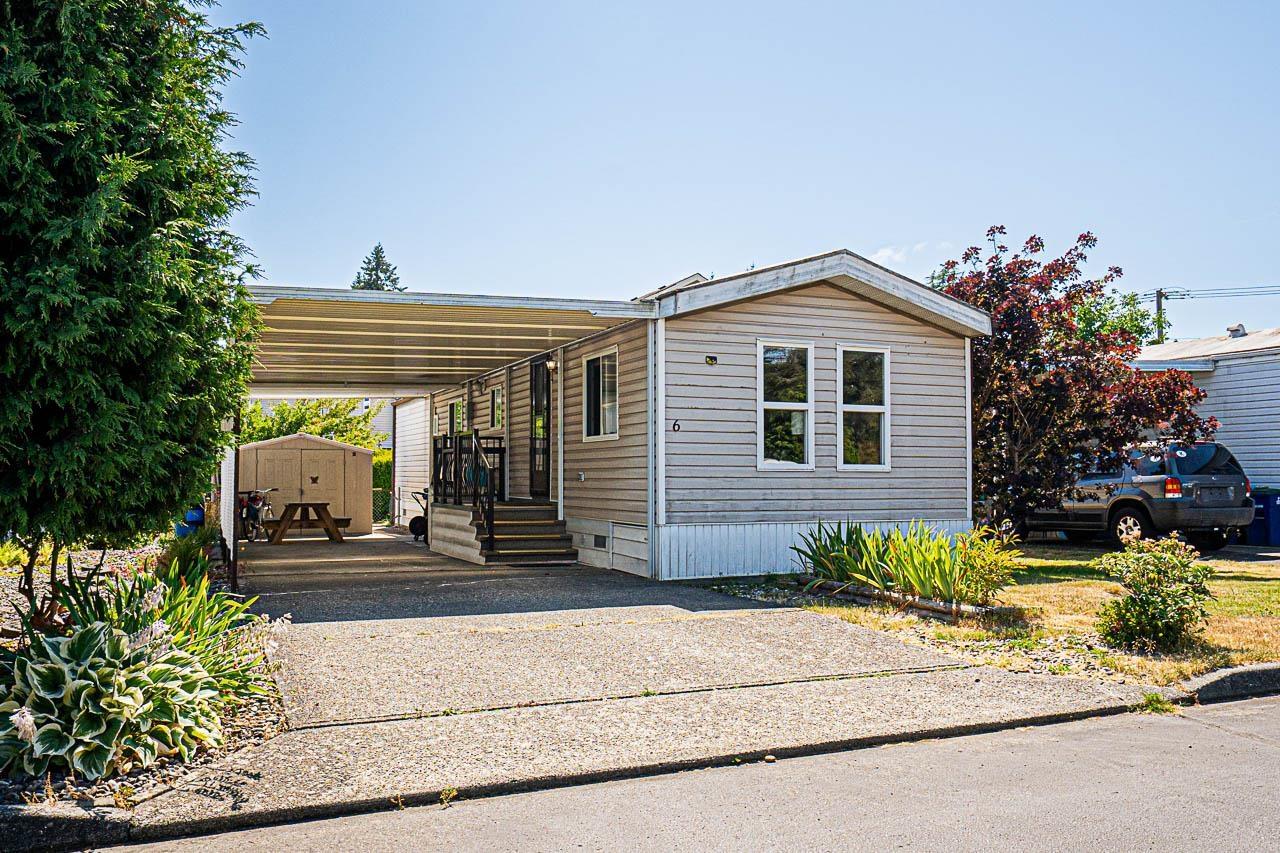8670 156 Street Unit 6, Surrey, BC V3S 3S1