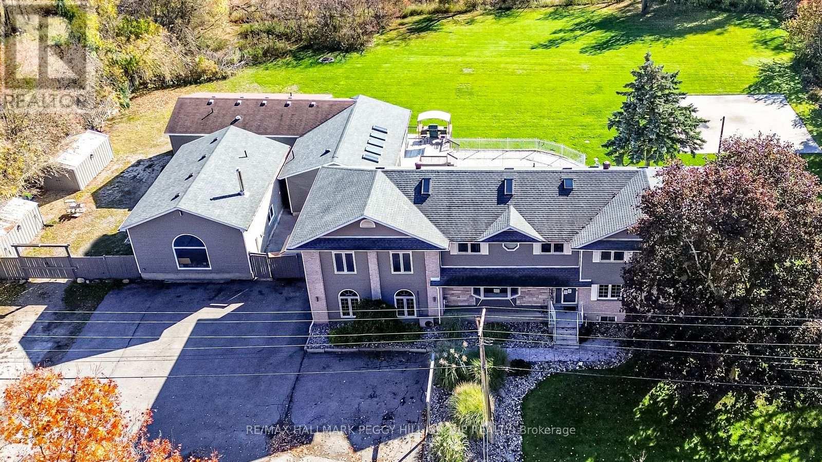 1923 10th Line #a, Innisfil, ON L9S 3P5