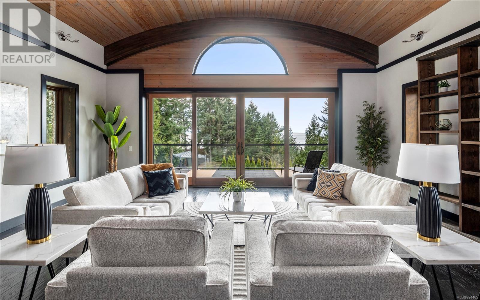 7405 Thornton Hts, Sooke, BC V9Z 1L8