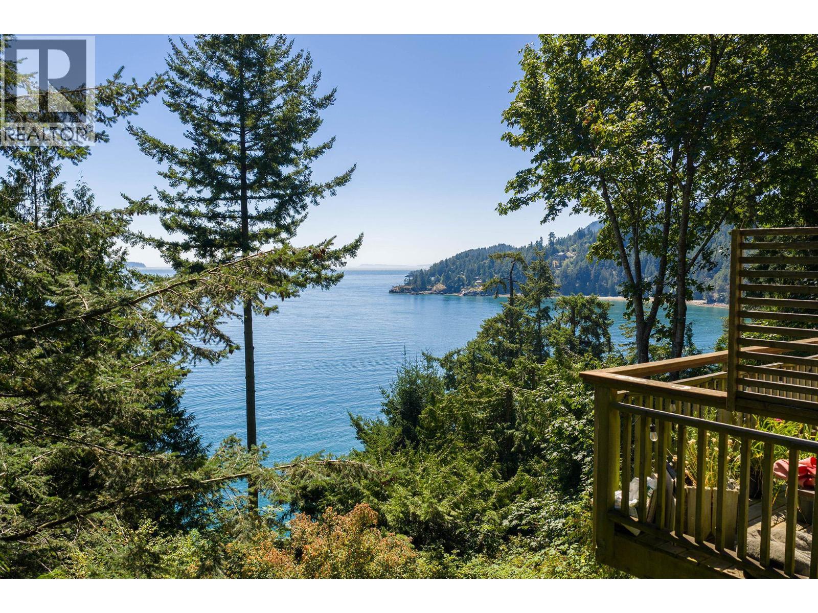 1491 Eagle Cliff Rd, Bowen Island, BC V0N 1G1