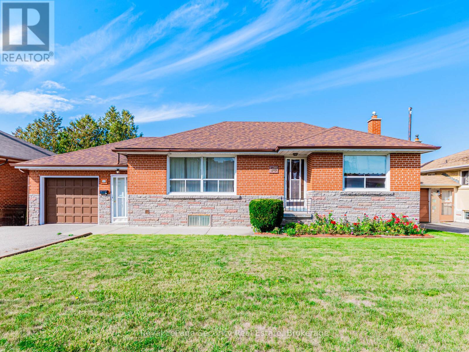 58 Saddle Ridge Dr, Toronto, ON M4A 1Z7
