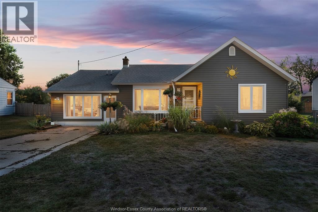583 Wallace, Windsor, ON N9G 1M1