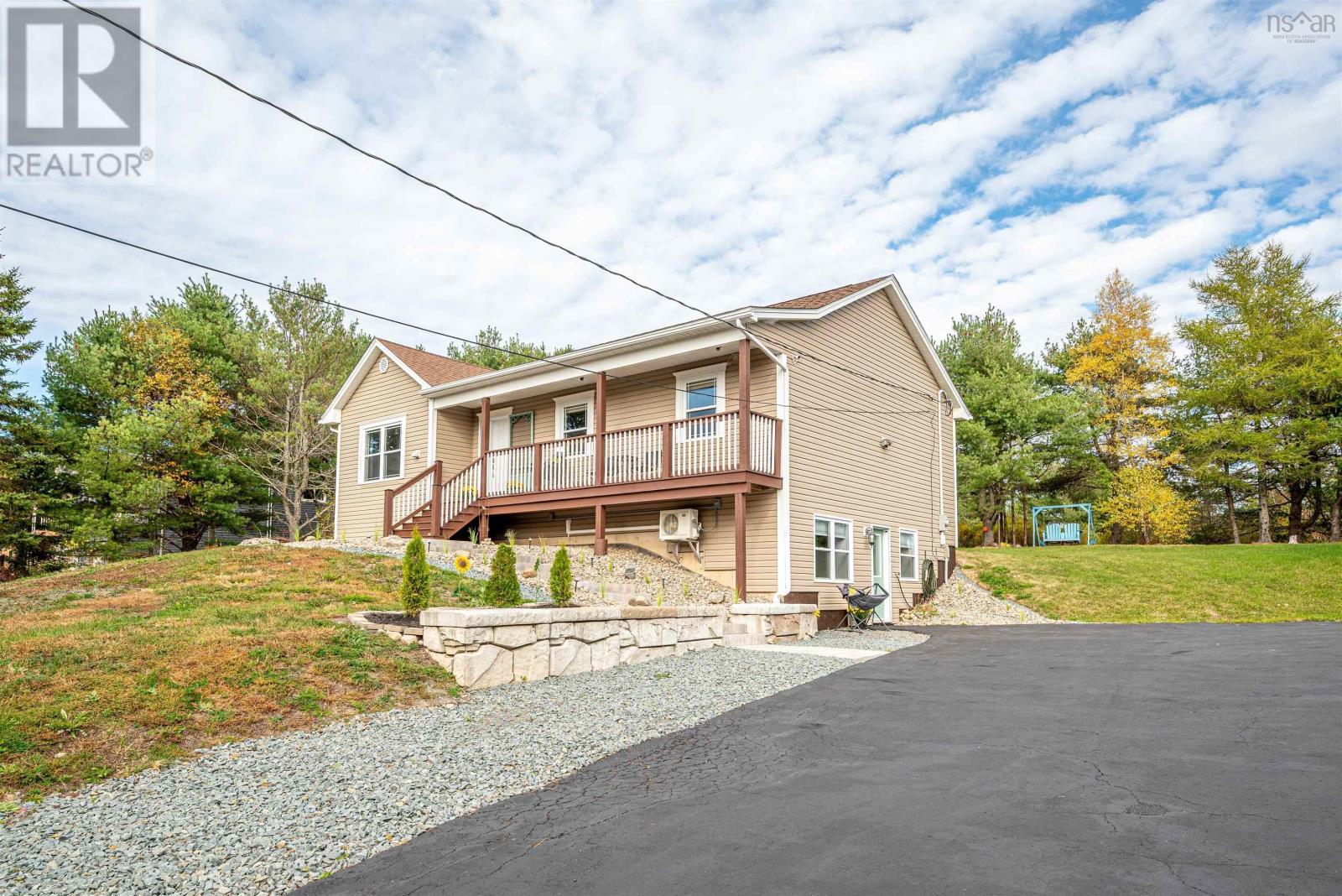 3235 Sackville Dr, Upper Sackville, NS B4E 3C5