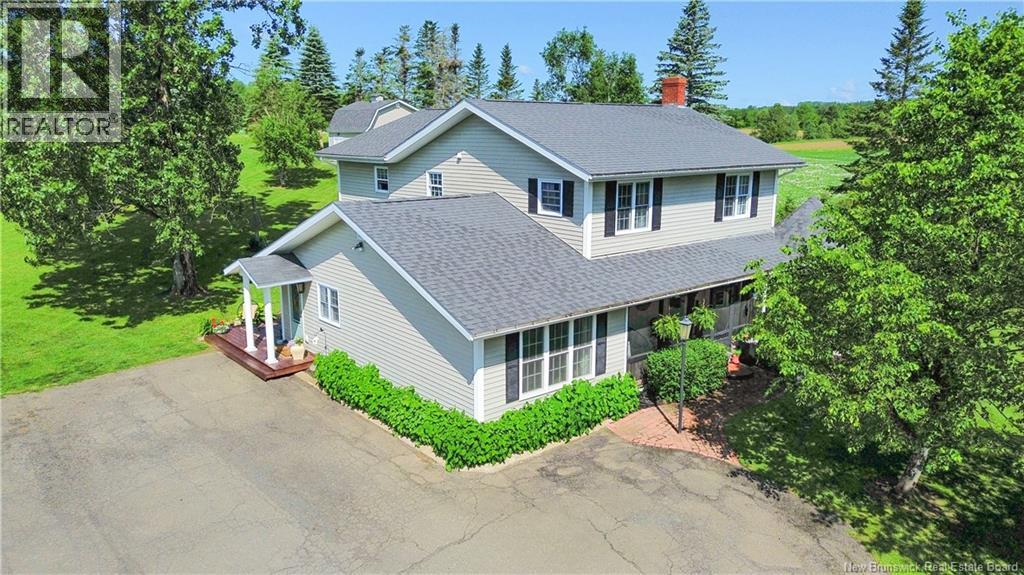 142 Reeleder Ct, Greenfield, NB E7L 3C2
