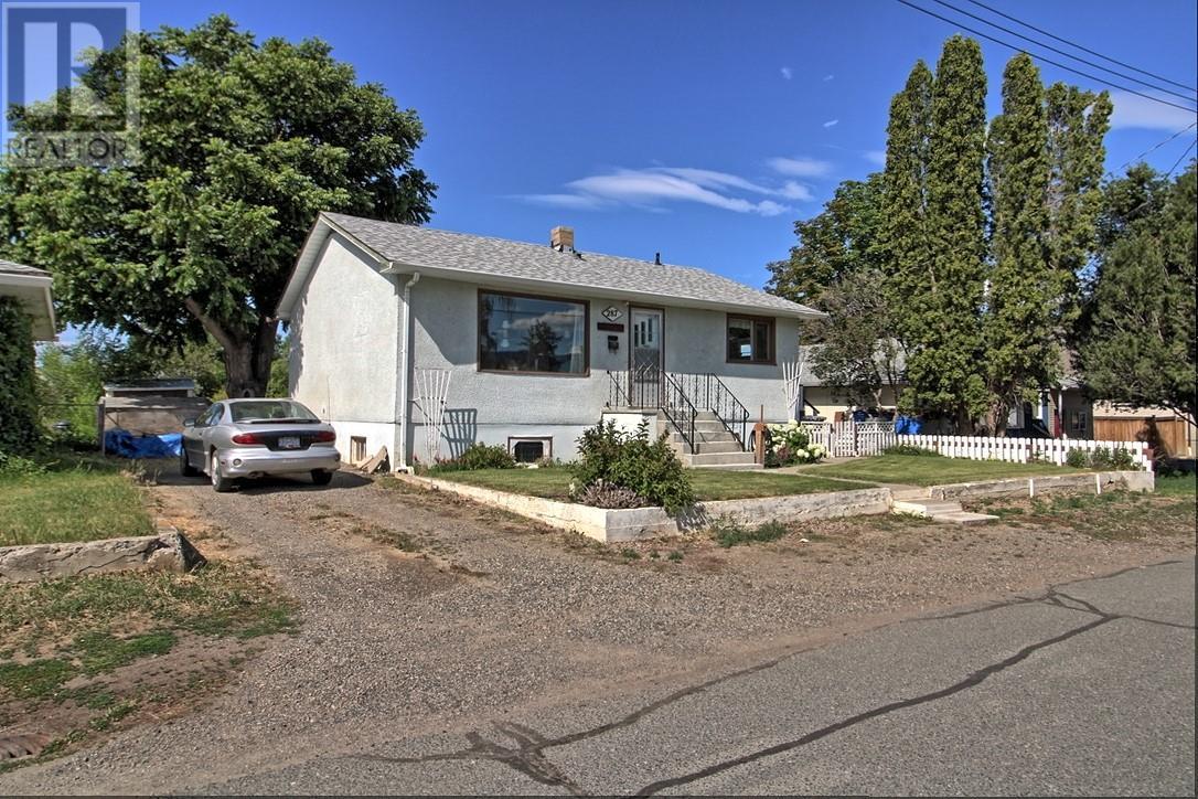 287 Birch Ave, Kamloops, BC V2B 1J6