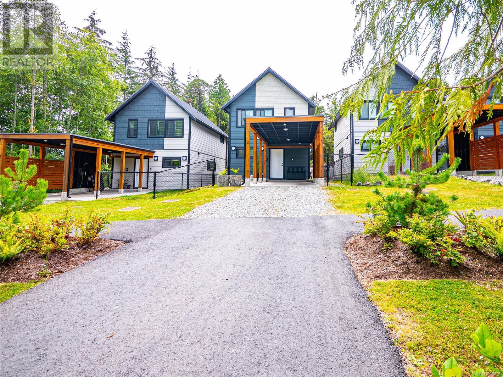 1782 St Jacques Blvd Unit 2 Blvd, Ucluelet, BC V0R 3A0