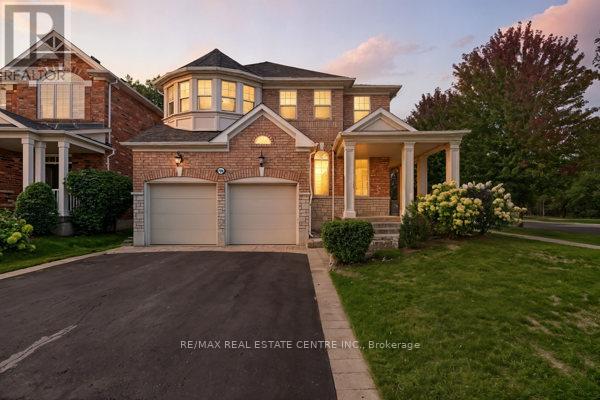 122 Wood Rim Dr, Richmond Hill, ON L4E 4N8