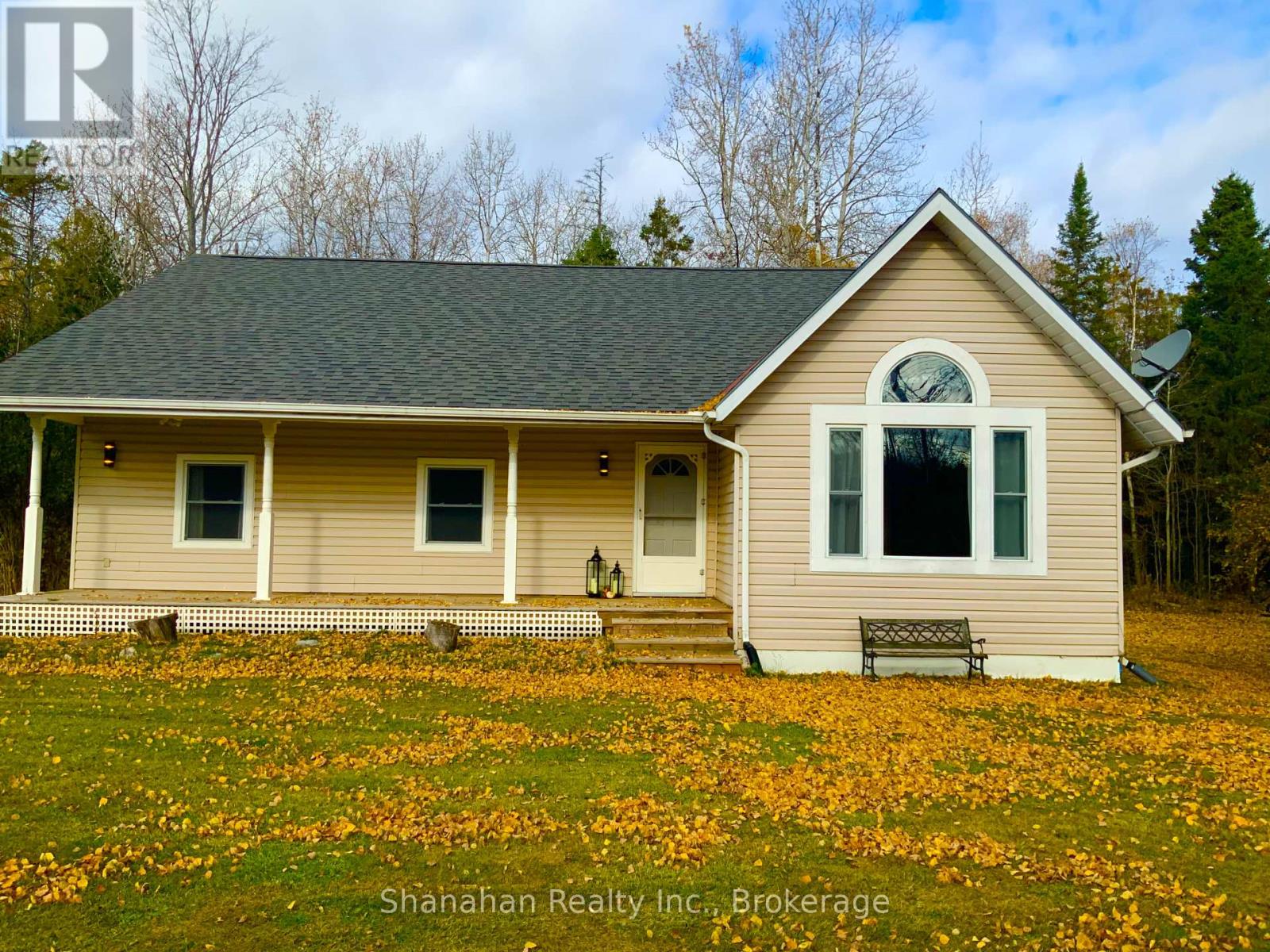 20 Cape Hurd Rd E, Northern Bruce Peninsula, ON N0H 2R0