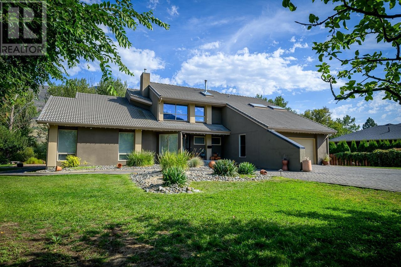 604 Stansfield Rd, Kamloops, BC V2B 6M3