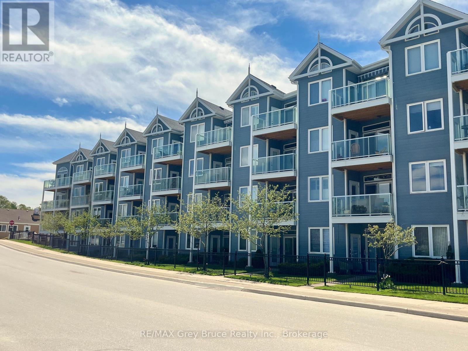 308 34 Bayfield St, Meaford, ON N4L 1Y2