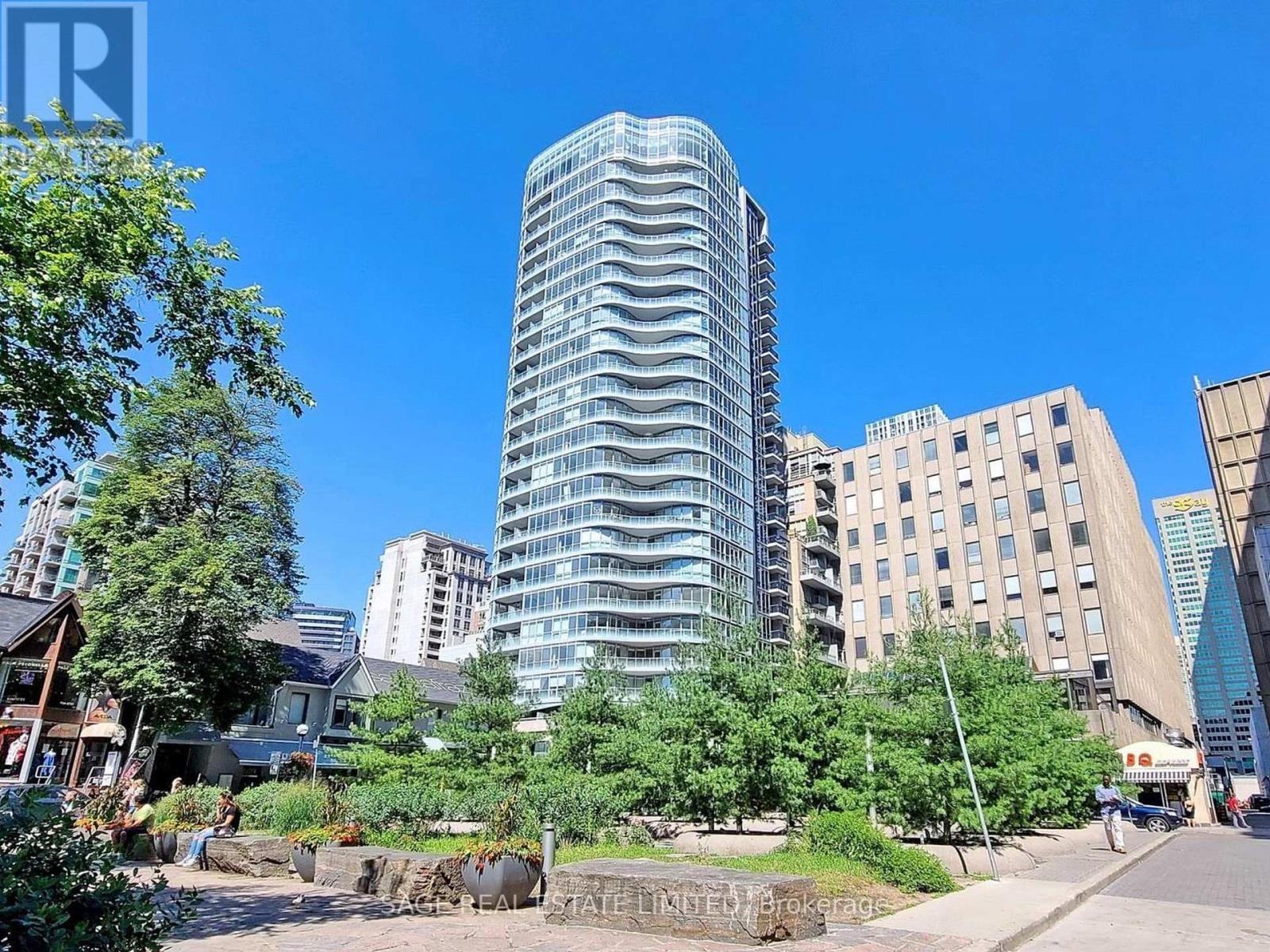 2102 88 Cumberland St, Toronto, ON M5R 0C8