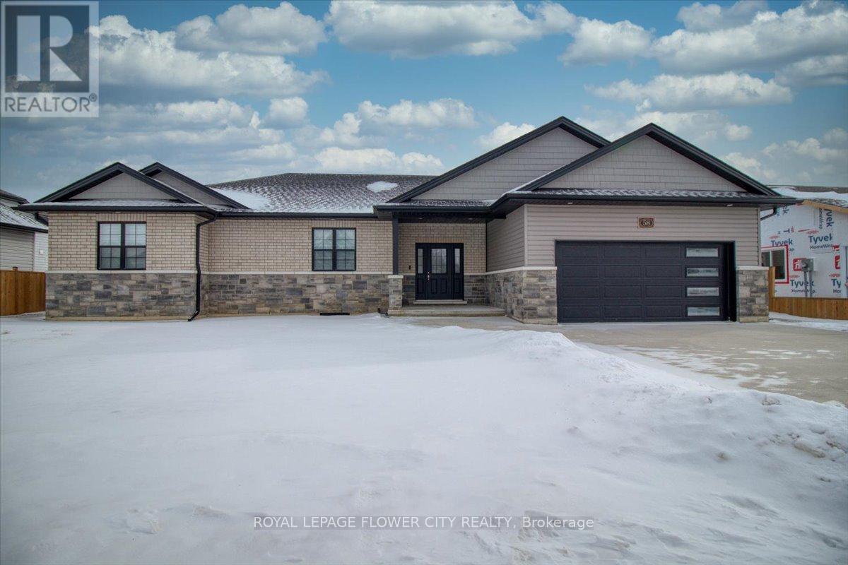 58 Sleepy Meadow Dr, Chatham-Kent, ON N0P 1A0