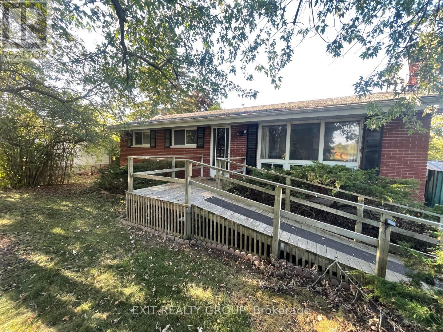 485 Wallbridge Rd, Quinte West, ON K8N 4Z5