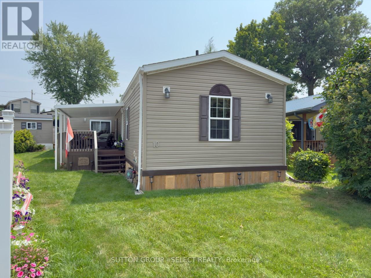 10 Caribbean Ln, Bluewater, ON N0M 1N0