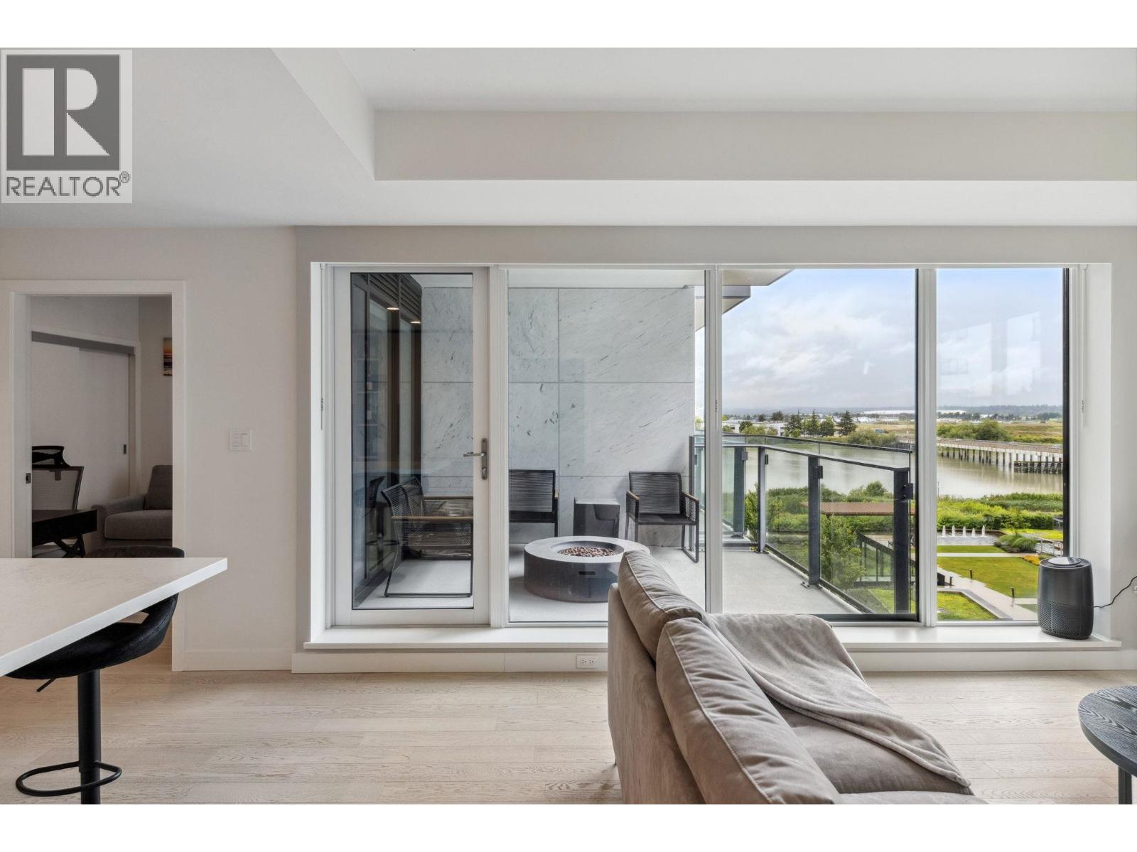 6811 Pearson Way Unit 408, Richmond, BC V7C 0E7