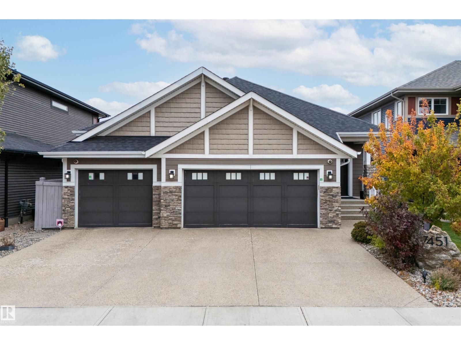 7451 Colonel Mewburn Rd NW, Edmonton, AB T5E 6V6