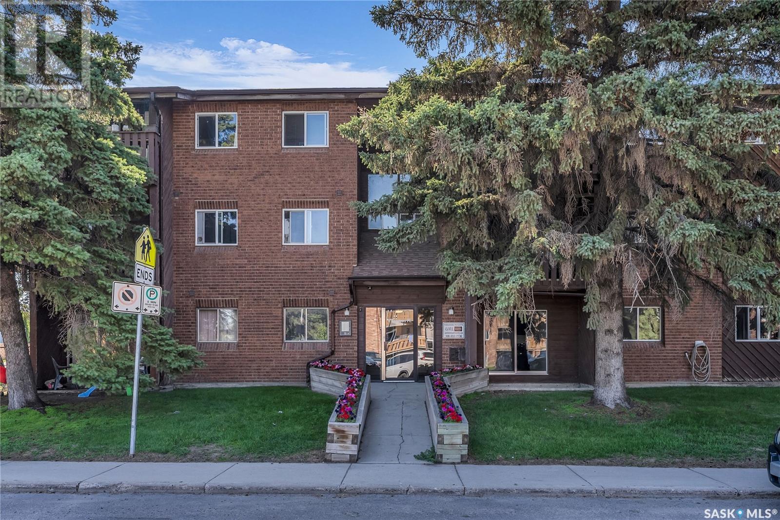 9 Pearson Place Unit 3, Saskatoon, SK S7L 4S7
