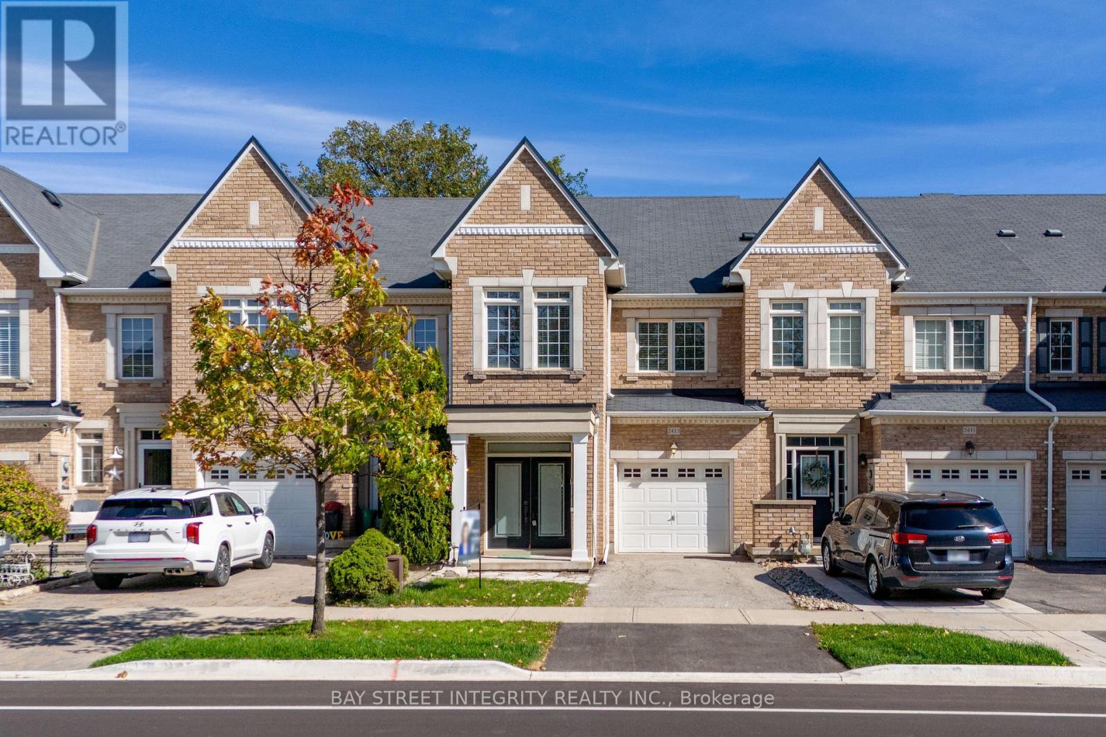 2413 Grand Oak Trl, Oakville, ON L6M 0J4