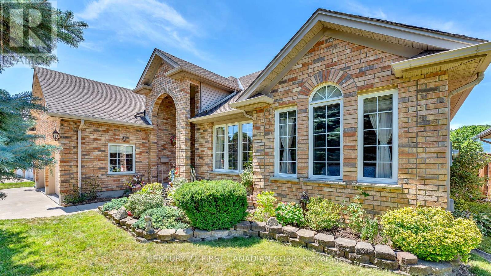 79 Wintergarden Rd, London, ON N5Y 5M3