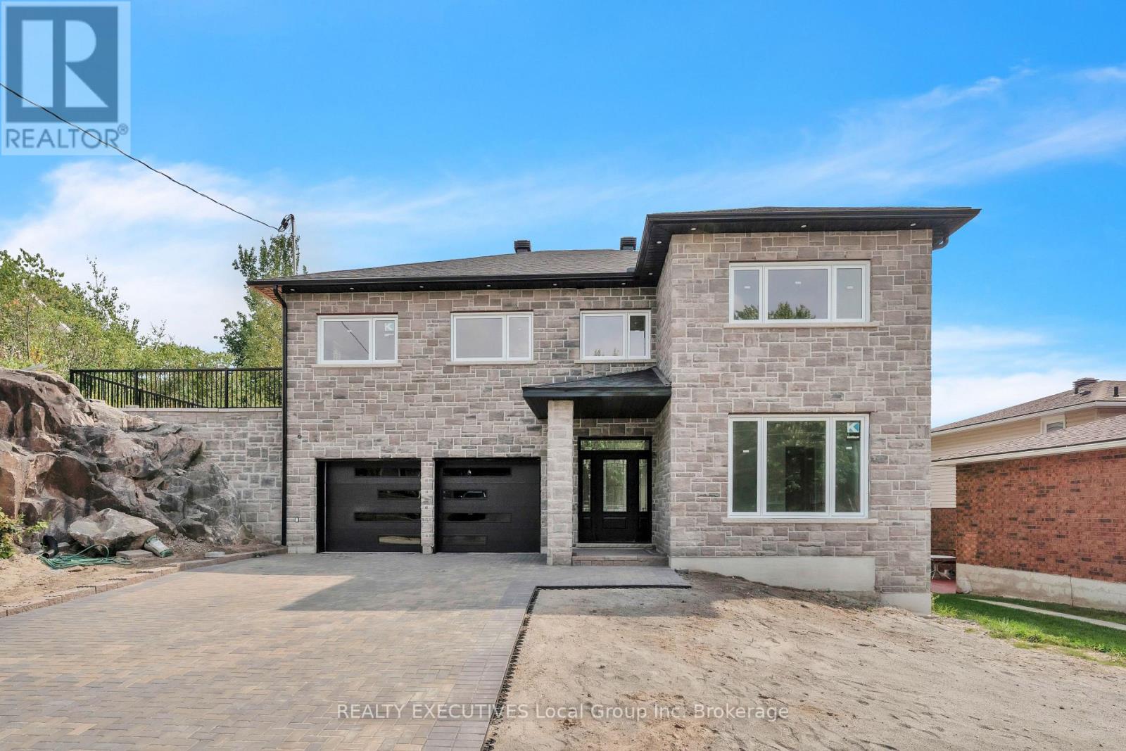 29 Shallot Cres, North Bay, ON P1A 3V7