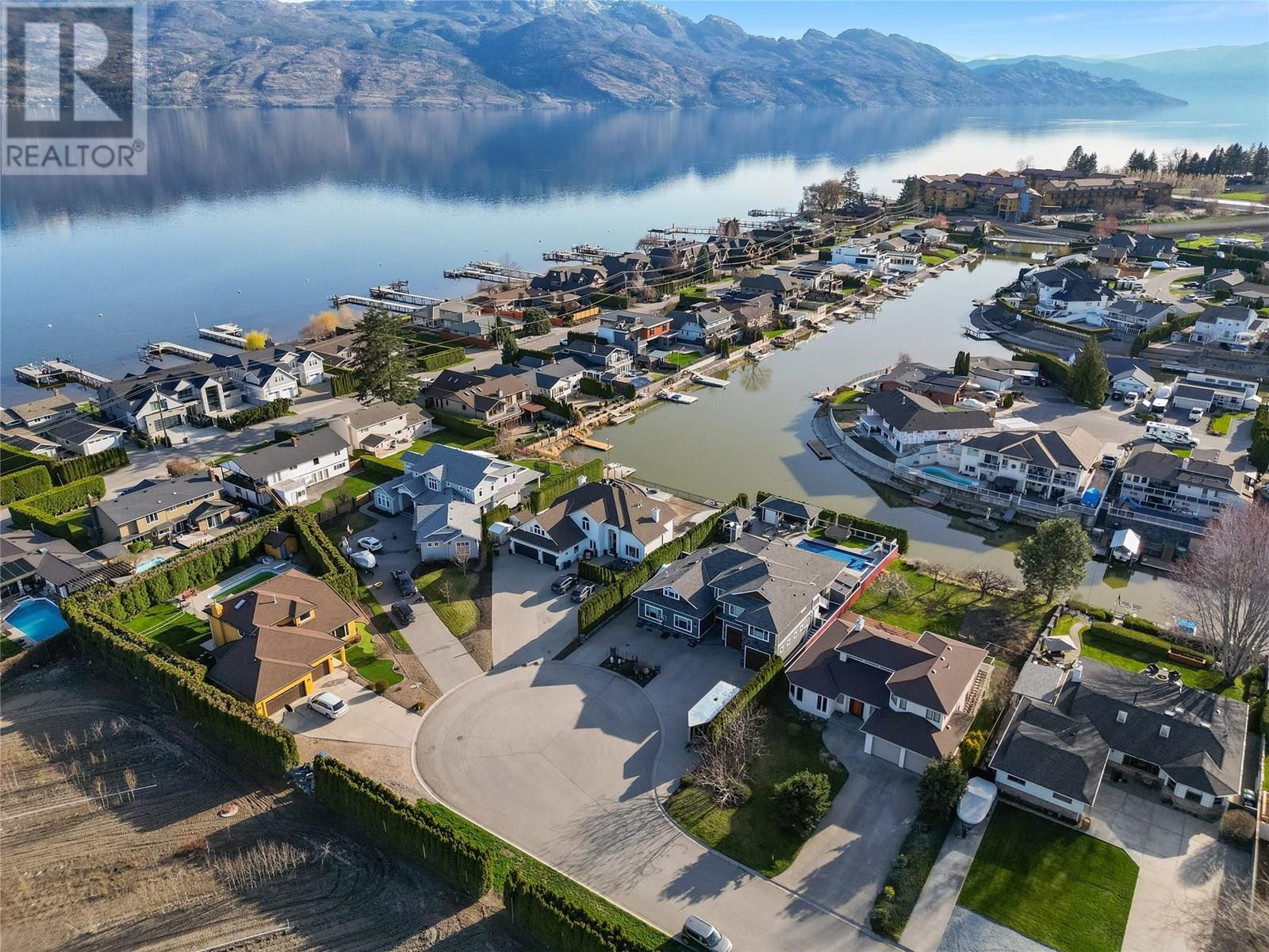 1677 Newport Rd, West Kelowna, BC V4T 1X1