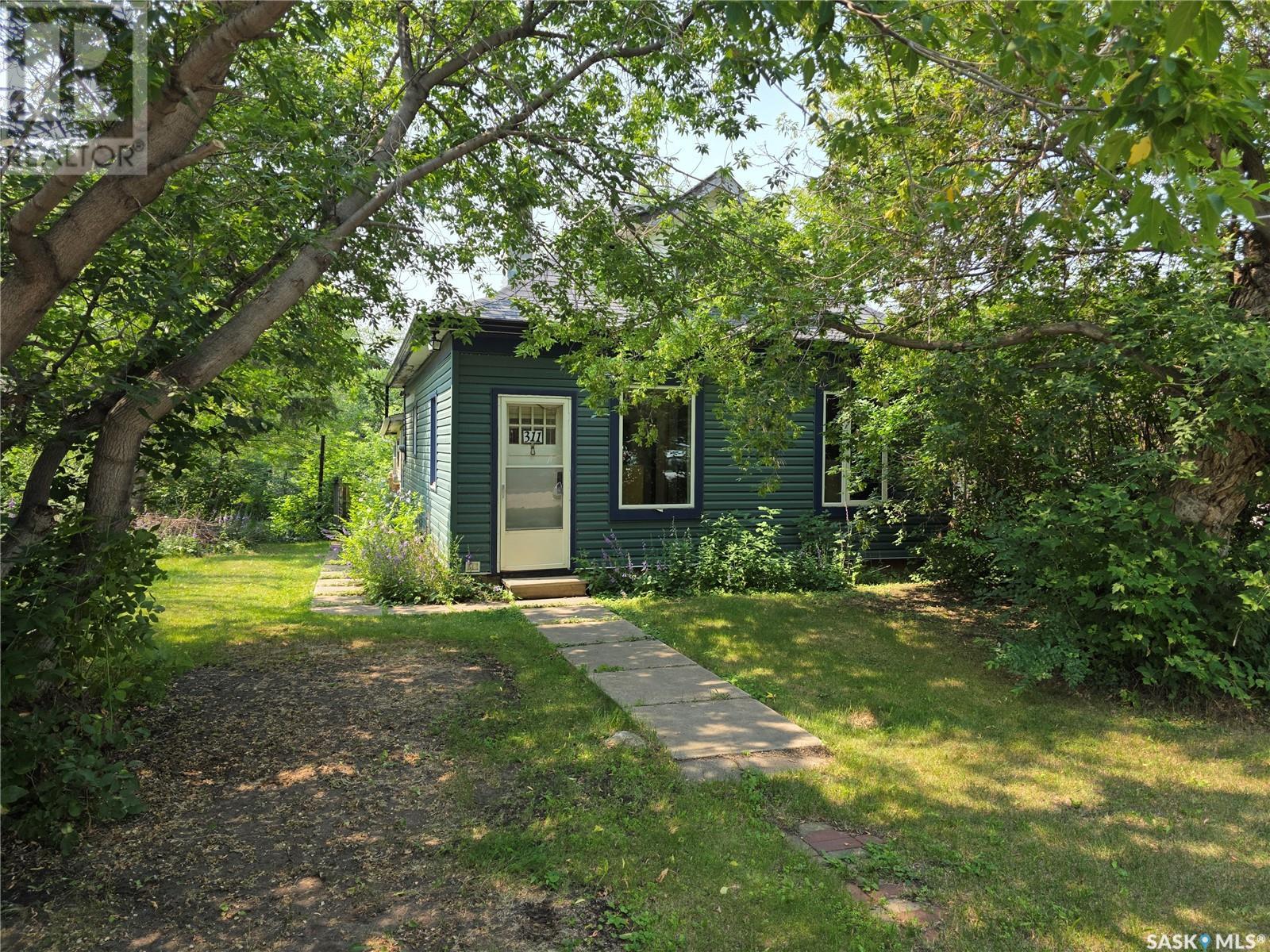311 5 Street East, Wynyard, SK S0A 4T0