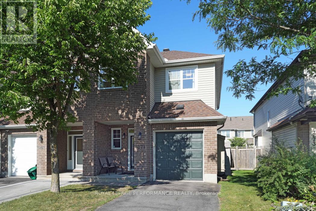4271 Kelly Farm Dr, Ottawa, ON K1T 0A6