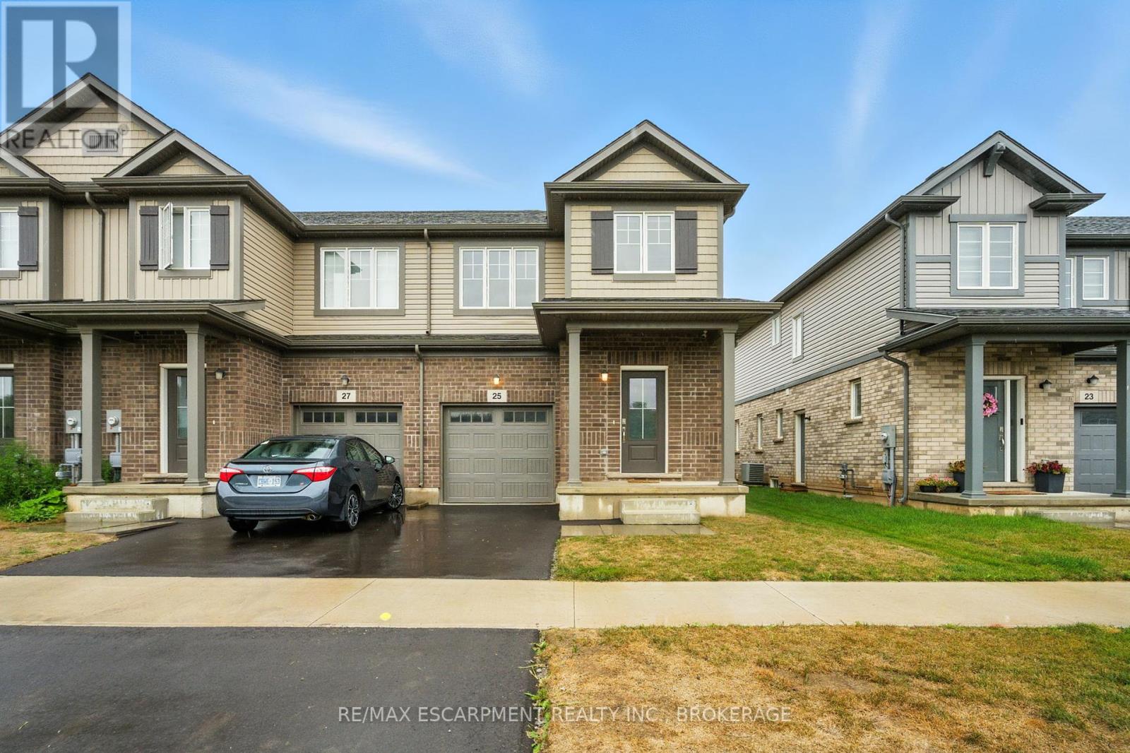 25 Saffron Way, Pelham Fonthill, ON L0S 1E1