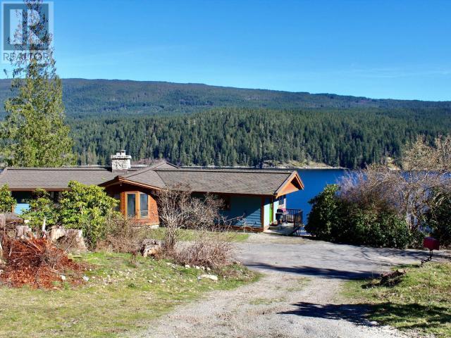 2870 Dangio Rd, Powell River, BC V8A 0G3