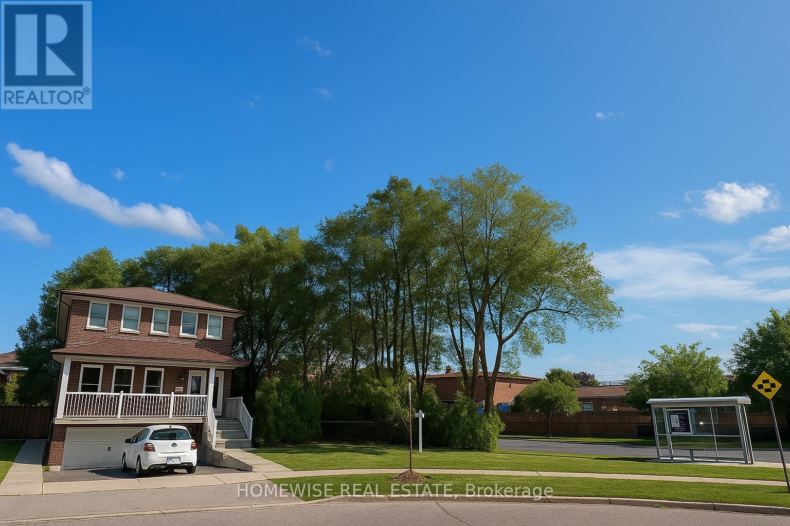 47 Sandale Gdns, Toronto, ON M3H 3W8